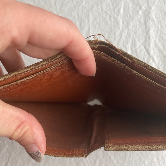 Louis Vuitton Monogram Bifold Wallet - Picture 7 of 9